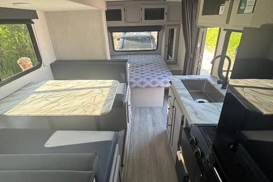 Jeny & Will's Coachmen Apex Travel Trailer