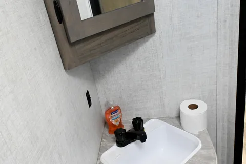 Modern Camper with Plentiful Amenities