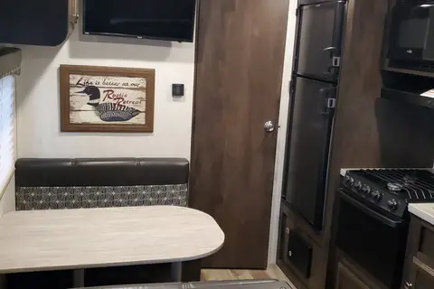 Starcraft Autumn Ridge 2018 Travel Trailer