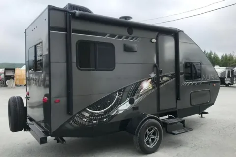 Aura 20