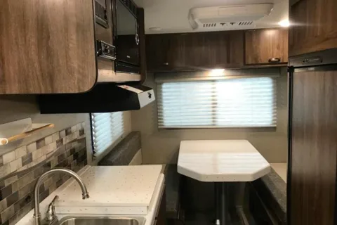 Aura 20