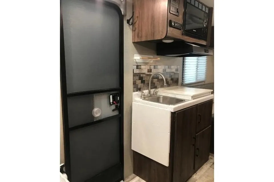Aura 20