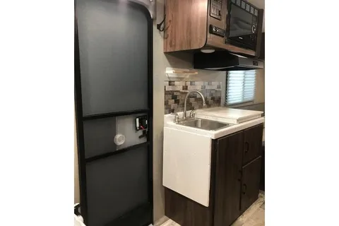 Aura 20