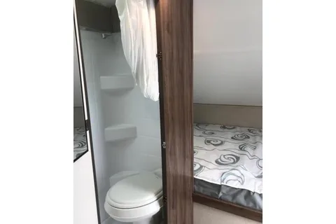 Aura 20