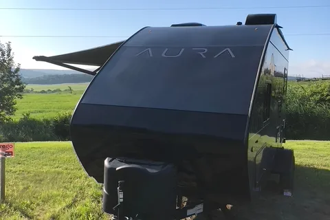 Aura 20