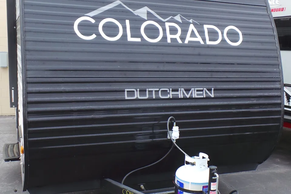 SDRV Rentals Keystone Colorado 17DHC Travel Trailer