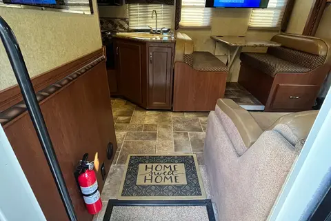 Solar, spacious and fully loaded!!