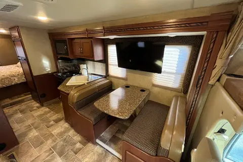 Solar, spacious and fully loaded!!