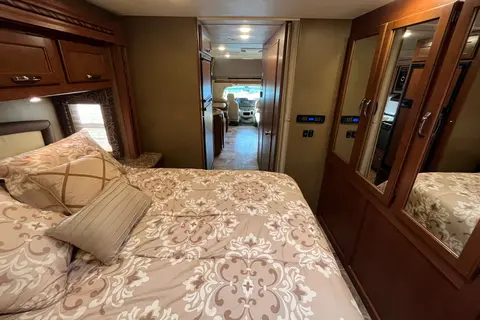 Solar, spacious and fully loaded!!