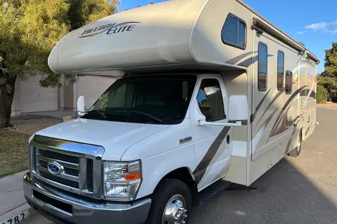 Solar, spacious and fully loaded!!
