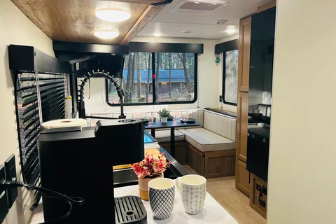 WanderLux 2025 Grey Wolf 20RDSE Travel Trailer