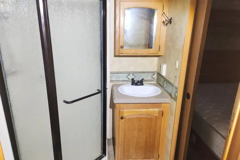 Top Pick Bighorn Fifth Wheel