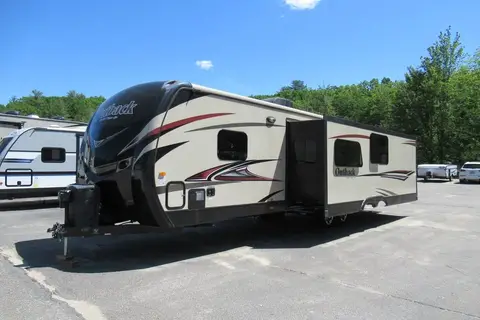 Hideaway RV rentals fur baby friendly Keystone outback 323bh