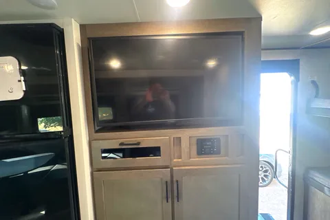 Ryan's Jayco 286BHSW Travel Trailer
