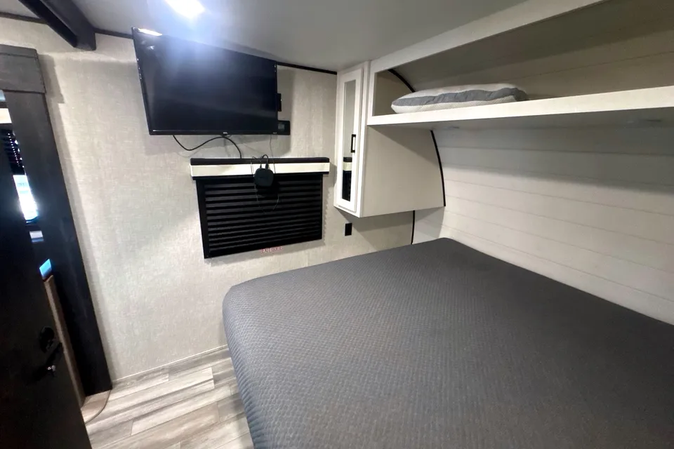 Ryan's Jayco 286BHSW Travel Trailer