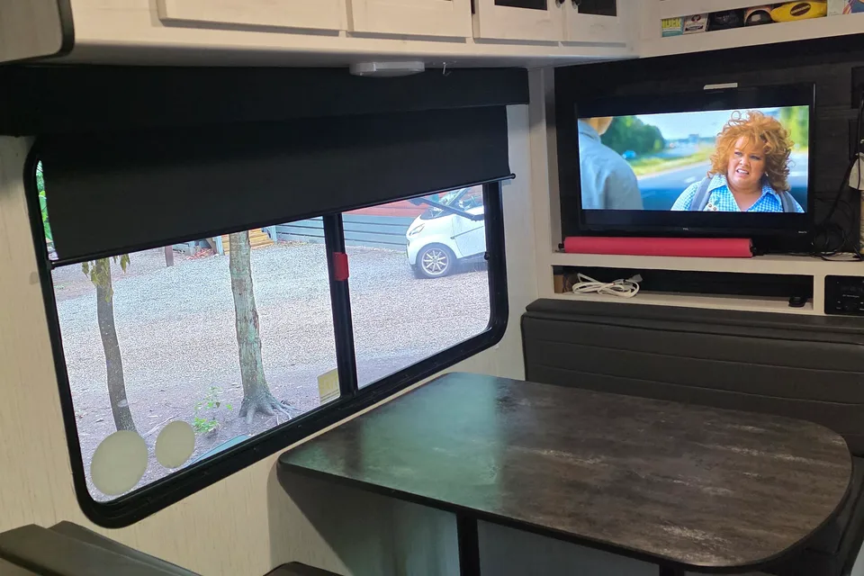 Delivery & Setup Only! Heartland 251BH Travel Trailer