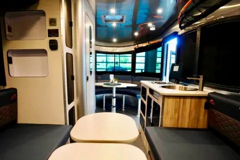 Jonathan 's Airstream Basecamp 20X Travel Trailer