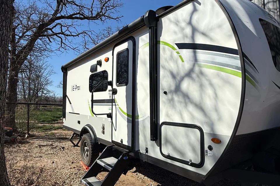 E-Pro 20’ Bunks