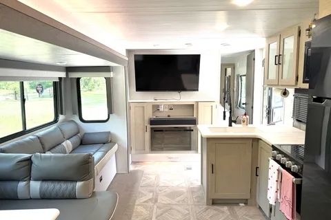 ☀️**Summer Special**CLEAN & Spacious Family Bunk House