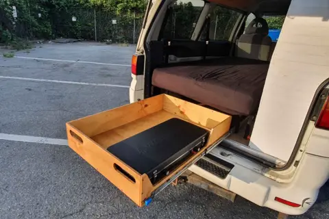 Erik's Mitsubishi Delica Chamonix Campervan