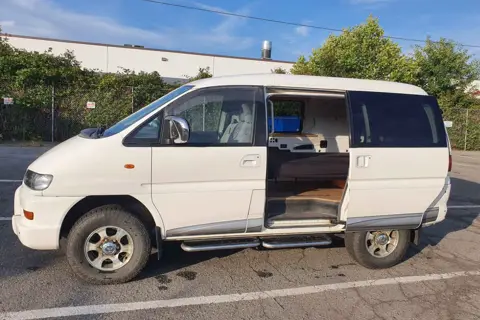 Erik's Mitsubishi Delica Chamonix Campervan
