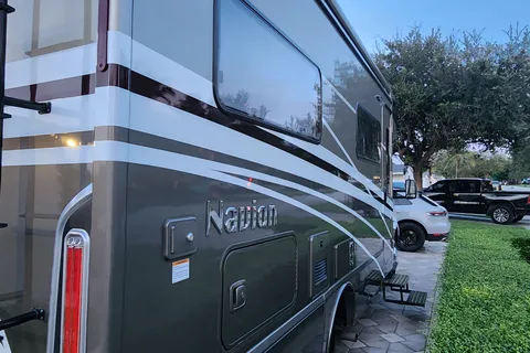 gerardo's Winnebago 24j Class C