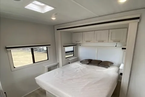 Sam's Forest River 275 FKBS Travel Trailer
