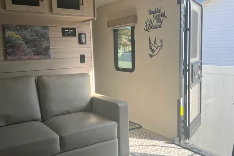 Margaret's Flagstaff 29RKSW Travel Trailer