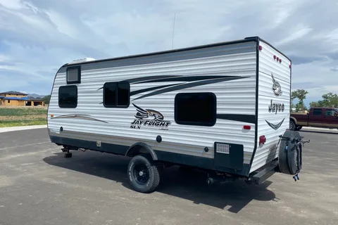 Jayco Jay flight 174BH Travel Trailer