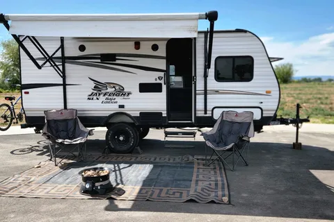 Jayco Jay flight 174BH Travel Trailer