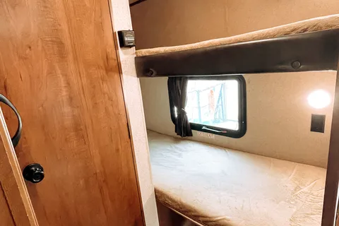 Jayco Jay flight 174BH Travel Trailer