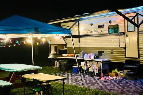 HOME-ON-THE-WHEEL spacious 2021 Gulf Stream Ameri-Lite Travel Trailer