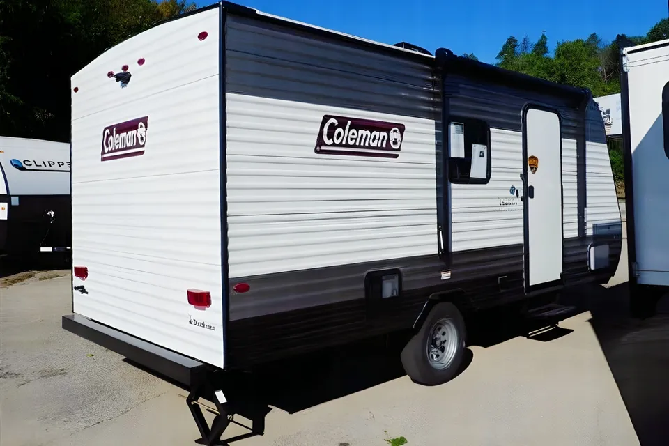 2022 Coleman Lantern Travel Trailer