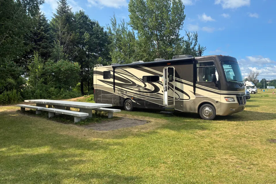 Holiday Rambler Aluma Lite 32 pieds Class