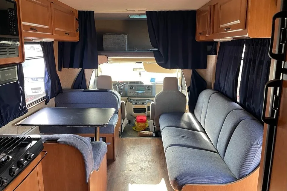 Thor Motorcoach Majestic 28A