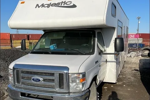 Thor Motorcoach Majestic 28A