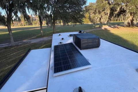 Leslie's Forest River R pod 202 Travel Trailer