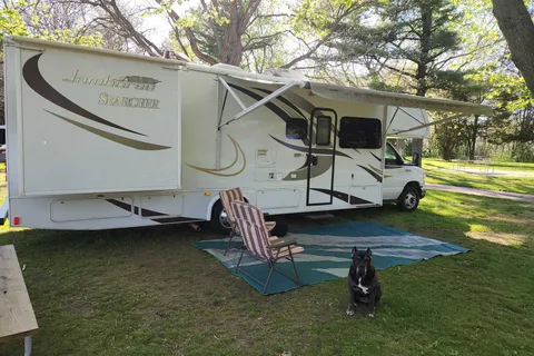 2015 Fleetwood Jamboree Searcher 31m