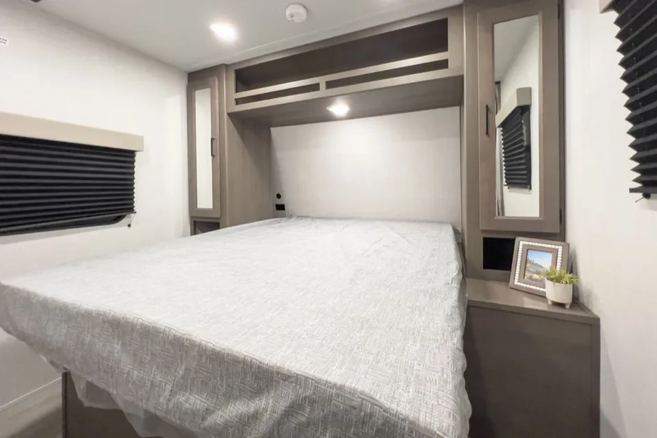 2024 Grand Design Transcend Xplor – Family Camper w/ Delivery!