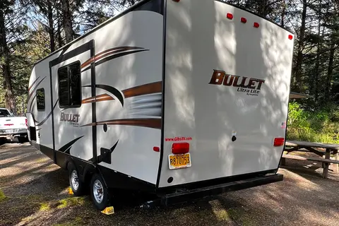 Sam- Cozy Couple Camper