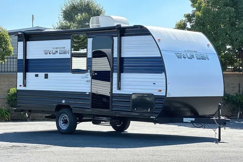 Forest River Cherokee Wolf Den 16 EV Travel Trailer
