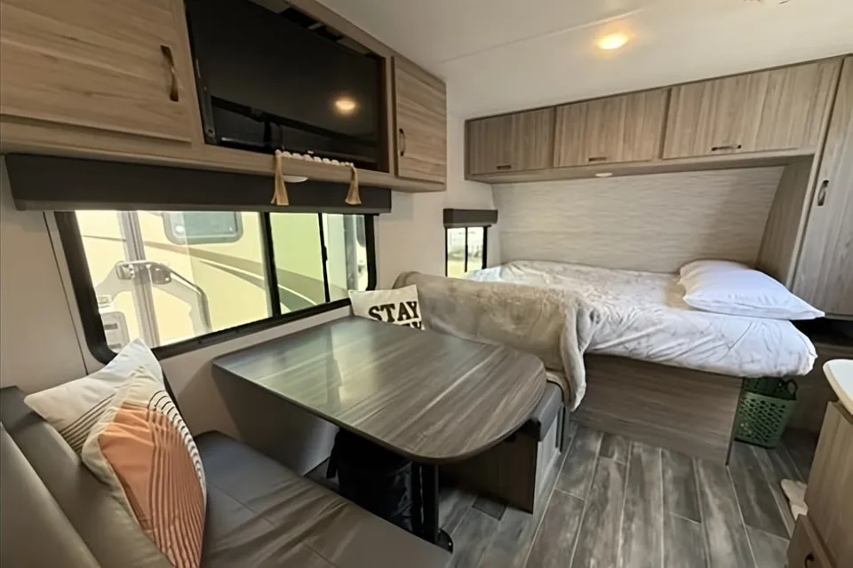 Lightweight Passport 170BH TT - SUV Towable - Sleeps 6