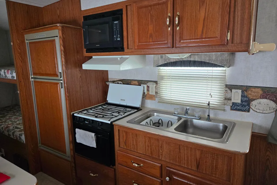 Jack's Fleetwood Mallard Fifth Wheel
