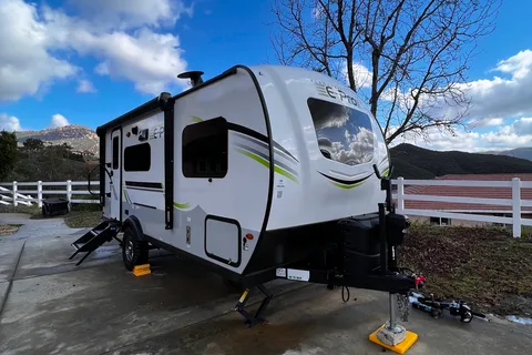 Sean's Forest River Flagstaff epro 19fbs Travel Trailer