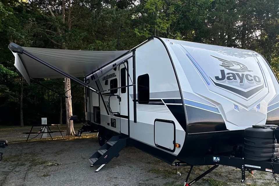 2024 Jayco Jay Feather 27BHB