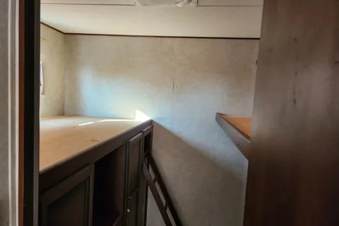 Cheryl's Crossroads Zinger Travel Trailer with Outdoor Kitchen