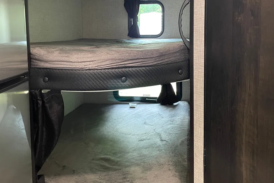 Janet's Jayco Jay Flight SLX Travel Trailer