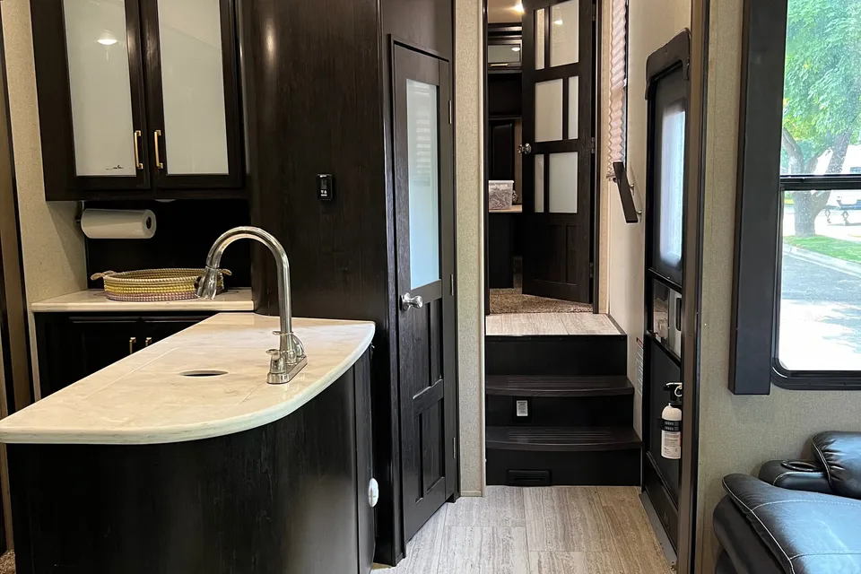 Derek's Grand Design Momentum 350M Toy Hauler