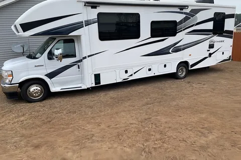 Ustacyia's Class C Jayco Greyhawk