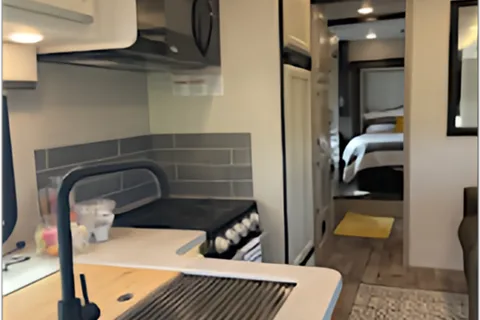 Ustacyia's Class C Jayco Greyhawk